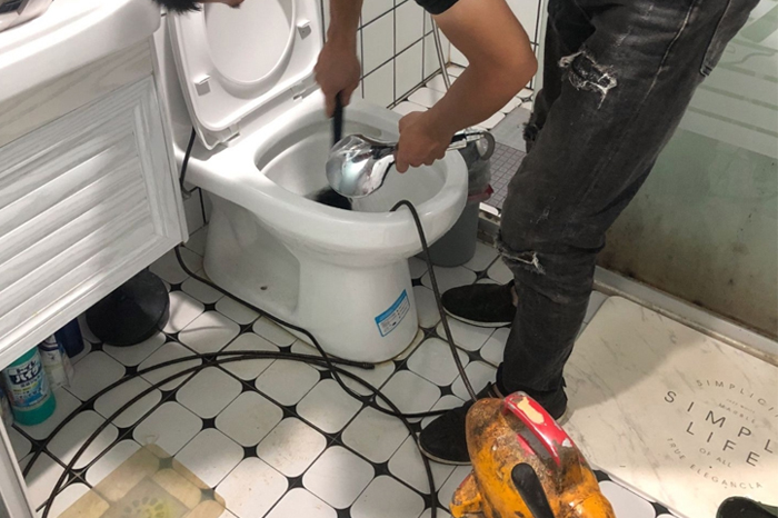 秀洲马桶经常堵塞竟是因为它们,别因方便惹来大麻烦